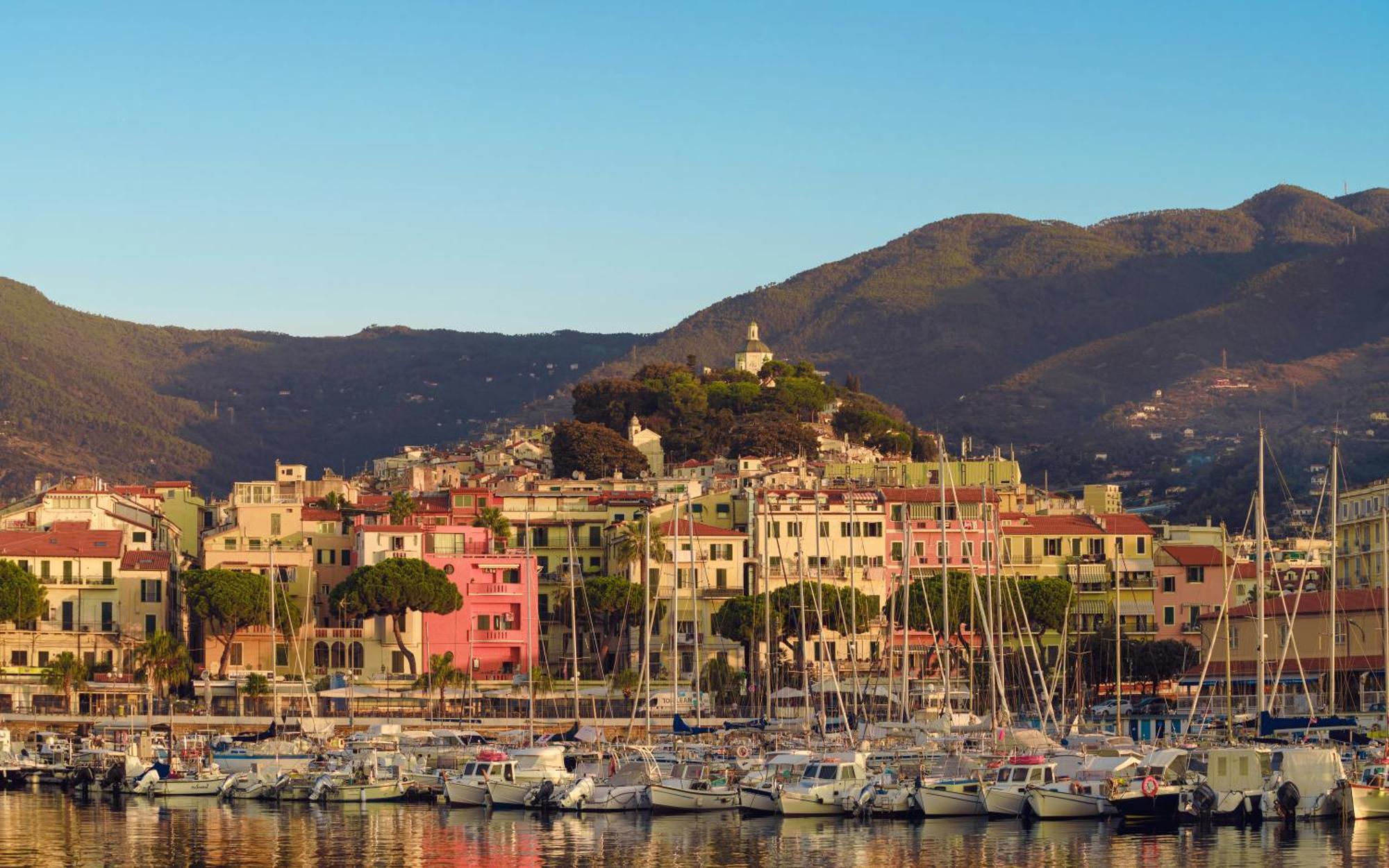 Sanremo Like: In Centro E Con Garage! Leilighet Eksteriør bilde